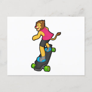 Lejon som skateboardåkare med skateboard vykort