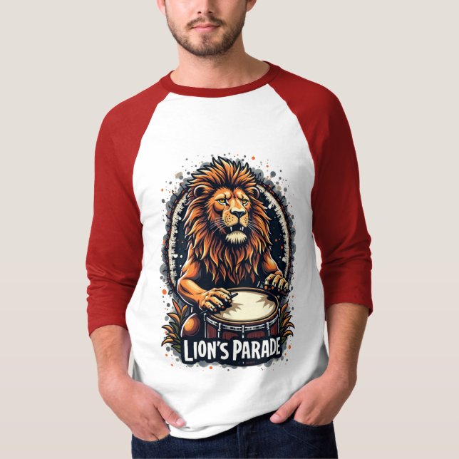 Lejona Drum Parad lustiga konst: Majestisk Lejon u T Shirt (Framsida)