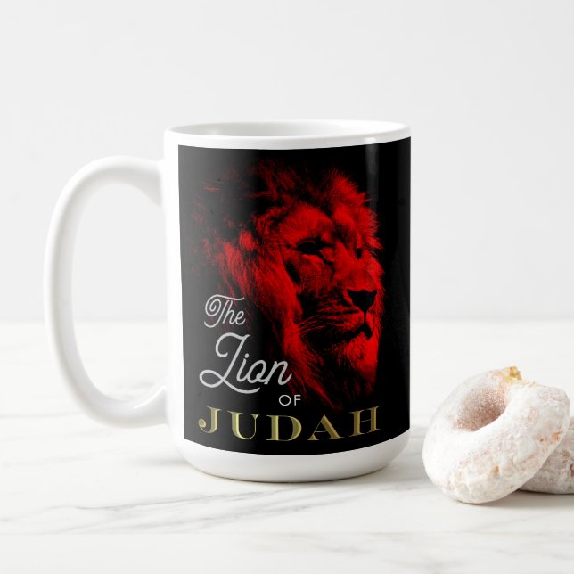 Lejona på Judah Black Red Guld Christian Kaffemugg (Med munk)