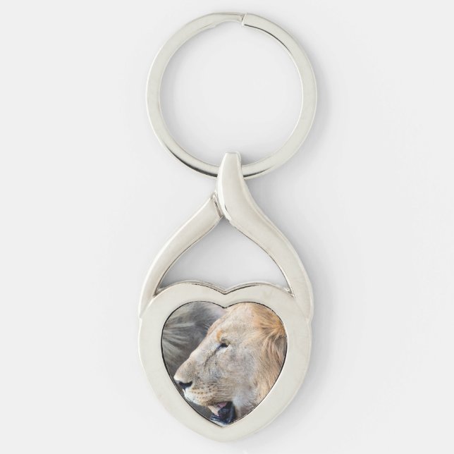 Lejona Porträtt Twisted Heart Silverfärgad Nyckelring (Framsidan)