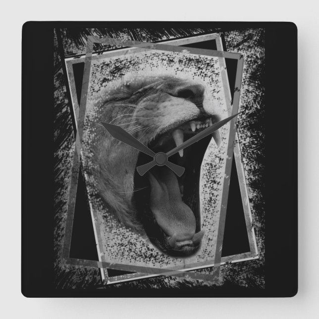 lejona teckningar, svart och vitt  fyrkantig klocka (Framsida)