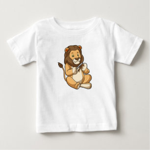 Lejonare med Nagel-pilar T Shirt