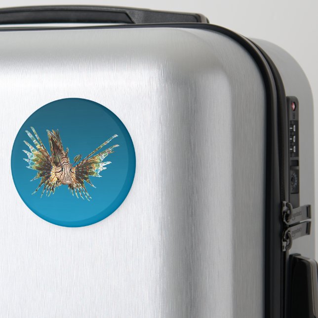 Lejonfisk - Abstrakt design - Utklipp från ett fot Magnet (In Situ (Luggage))