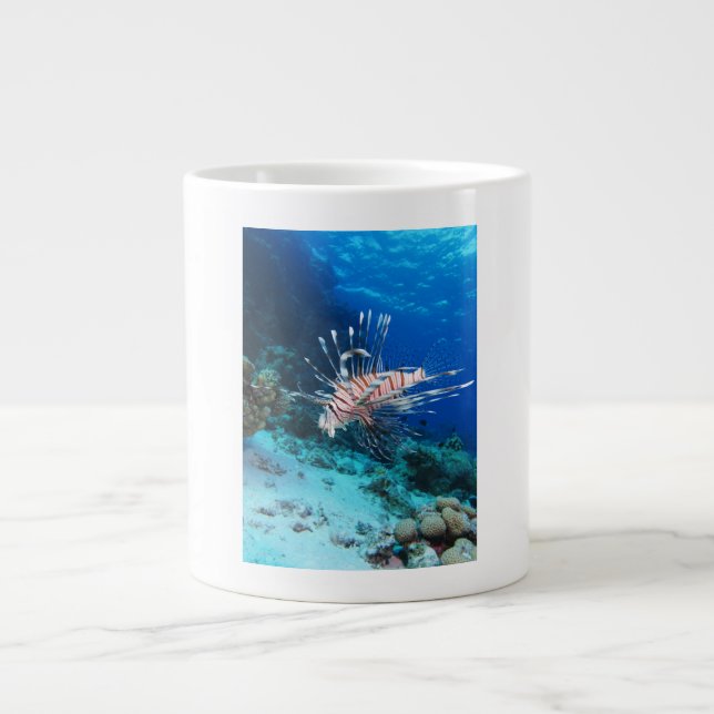 Lejonfisk eller Pterois Miles, Revfisk från oceane Jumbo Mugg (Framsidan)