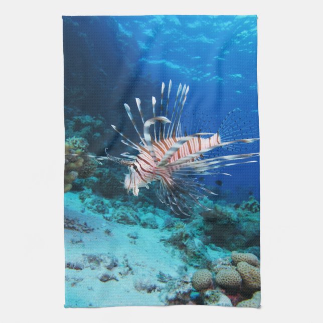 Lejonfisk eller Pterois Miles, Revfisk från Oceane Kökshandduk (Vertikal)