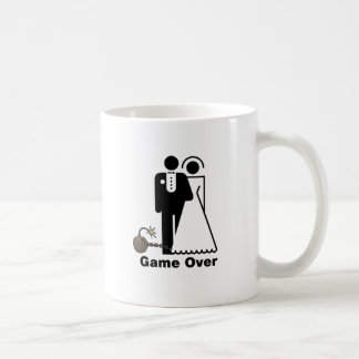 Lek över kaffemugg