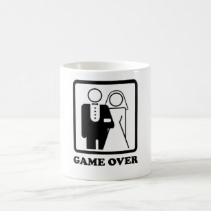 Lek över kaffemugg