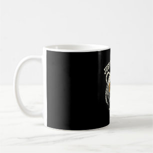 Leka död tack rolig grizzlybjörn som bär kaffemugg