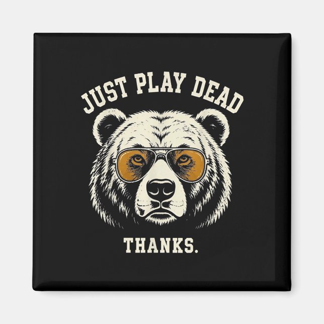 Leka död tack rolig grizzlybjörn som bär magnet (Framsidan)