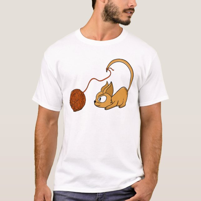 Lekfull orange katt jagar garn t shirt (Framsida)