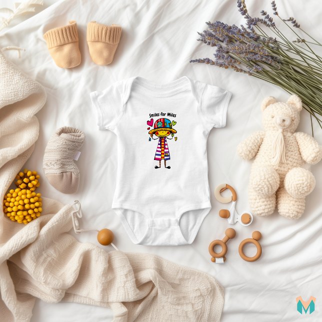 Lekfull Patchwork Karaktärsdesign T Shirt (Skapare uppladdad)