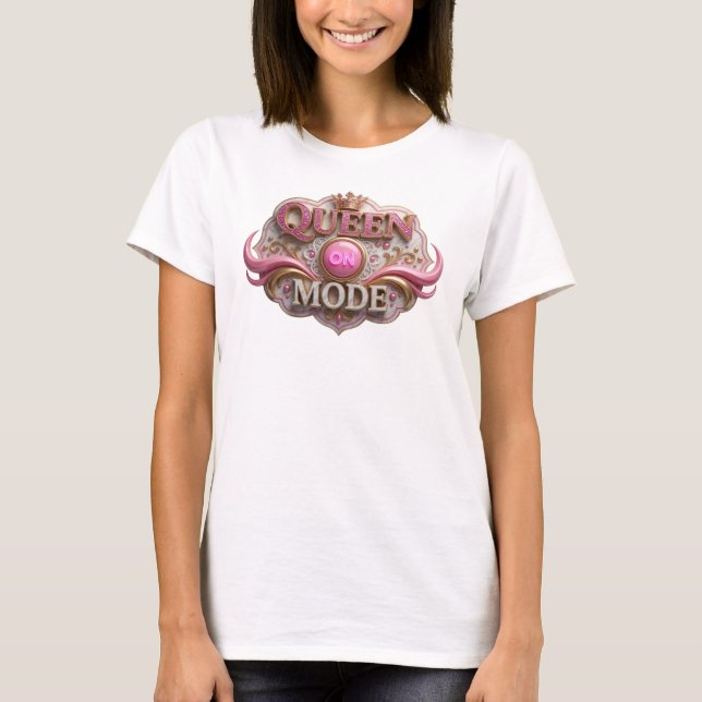 Lekfull röd QUEEN ON MODE Textdesign T Shirt (Framsida)