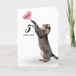 lekfull tabby katt för femte födelsekortet kort