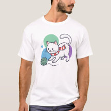 Lekfull vit katt med garner T-shirt