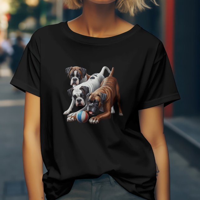 Lekfulla Boxerhundar och Boll: Kul i varje Hämta! T Shirt (Skapare uppladdad)