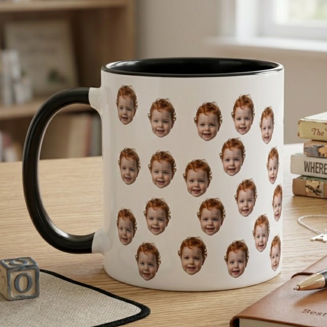 Lekfullt sött barnansikte fotomonster design mugg (Skapare uppladdad)
