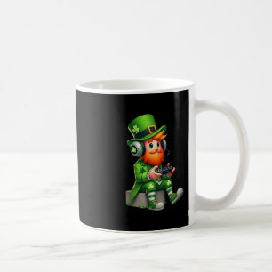 Lekmannadvärg från TV-spel St. Patricks Day Spelar Kaffemugg