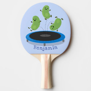 Leksa roliga grönt bönor på tecknad av spårvagn pingisracket