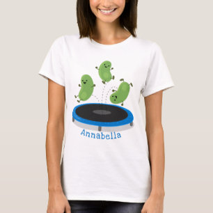 Leksa roliga grönt bönor på tecknad av spårvagn t shirt