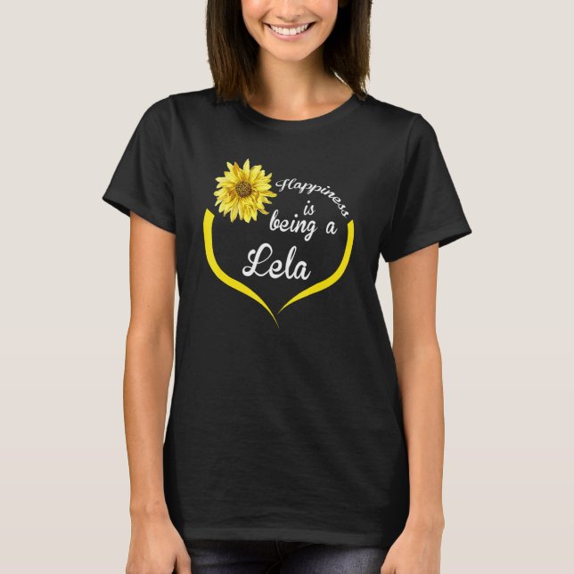Lela Happity är en Lela T Shirt (Framsida)
