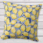 Lemon Citrus Mediterranean Blue White Tile Mönster Kudde<br><div class="desc">Vattenfärgade citruscitruscitroner av söt gult på en indigoblå och vit mönster. Färsk och summerad för att göra ditt hem ljusare. Originalkonst av Nic Squirrell.</div>
