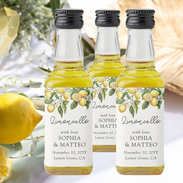 Lemon Grove Italiano Bröllop Limoncello Favor Spritflaskor Etikett (Limoncello favor bottle labels from the Lemon Grove Wedding Collection by Darling & May)