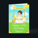 Lemonade Brown Hair Boy Grattis på födelsedagen Kort<br><div class="desc">Det här söta och visuella födelsedagskortet kan vara personlig med ett namn eller en titel som son, barnson, brorson, vän etc. Den har en brun hårson med rättvis hud vid ett gult citronstativ som är dekorerat med blommor och buntning. I bakgrunden finns blå himmel, solsken och fjärilar. Texten kombinerar dekorativ...</div>