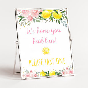 Lemonade Rosa Blommigt Birthday-favorittecken Poster