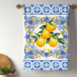Lemons Medelhavsbricka Kökshandduk<br><div class="desc">Kökshanddukar för medelhavsplattor och citronbukett. Vackra citroner på blå och vit Medelhavsbricka. Du kan lägga till text för att anpassa.</div>