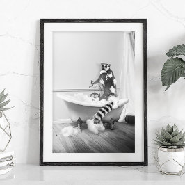 Lemur i ett badkar Affisch