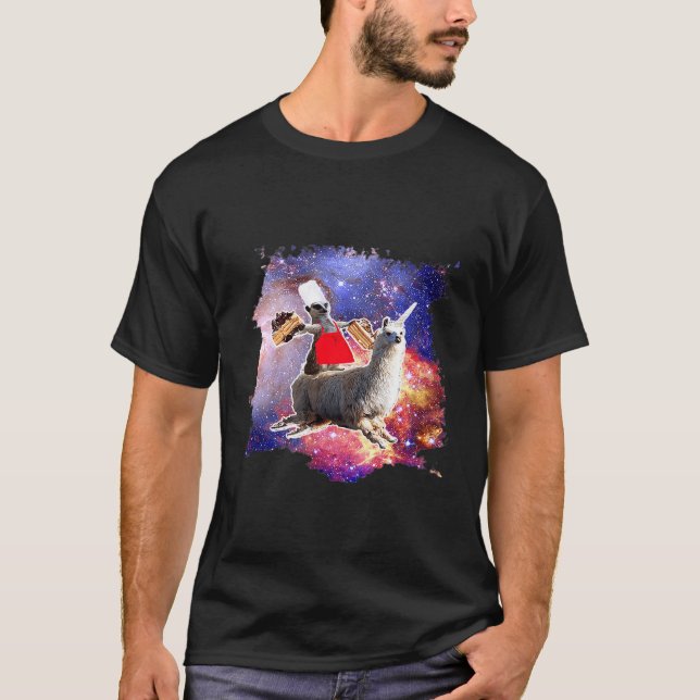 Lemur Riding Llama Unicorn Eating Cake T Shirt (Framsida)