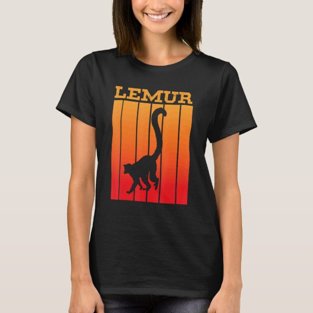 Lemur Shadow Silhouette At Sunset T Shirt (Framsida)