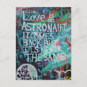 Lennon Wall, Kärlek är som en astronaut graffiti Vykort