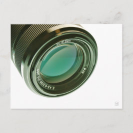 Lens van een fotocamera, een scherpe blik. vykort