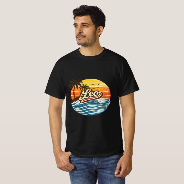 Leo Retro Solnedgång Namn Design T Shirt (Hel framsida)