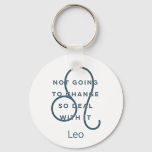 Leo Zodiac Sign Roligt Quote Blue Text Birthday Nyckelring