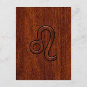 Leo Zodiac Symbol i Mahogany wood stil Vykort