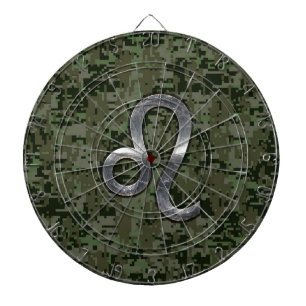 Leo Zodiac-symbol på Woodland Digital Camo Darttavla