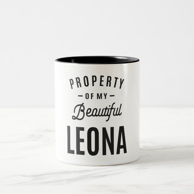 Leona Personlig Namn Två-Tonad Mugg (Center)
