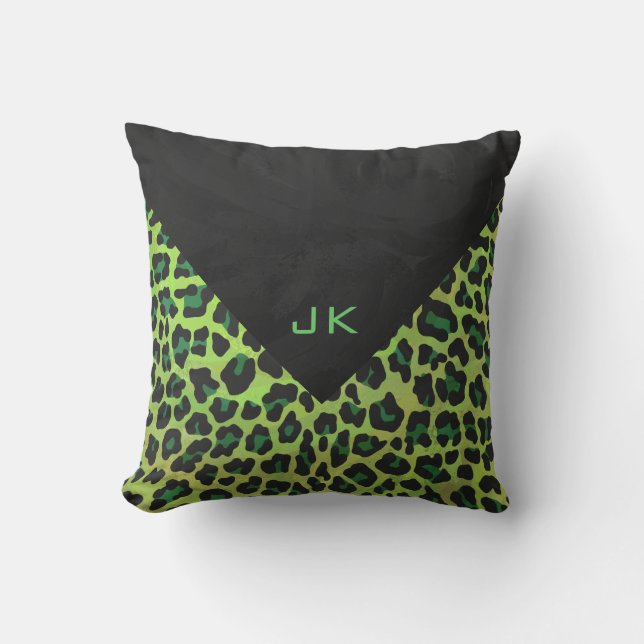 Leopard Black och Grönt med Monogram Kudde (Framsida)