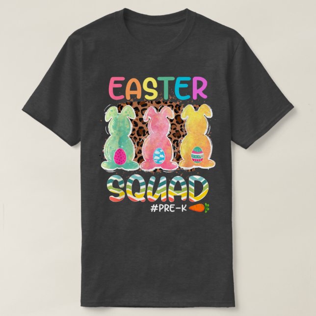 Leopard Bunnies PreK Teacher Squad Påsk Day Eggs T Shirt (Design framsida)