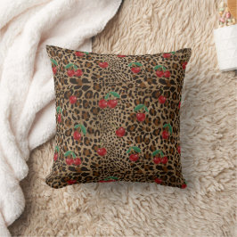 Leopard Cheetah Animal Print Red Cherry Pattern Kudde
