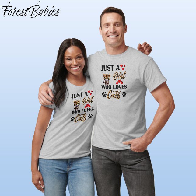 Leopard, Cute Girl Kärlek Cats Animal Print Font � T Shirt (Cute Leopard Kitten, Wild Kitty, Feline Animal Print Font, Just A Girl Who Loves Cats T-shirt 🐆)