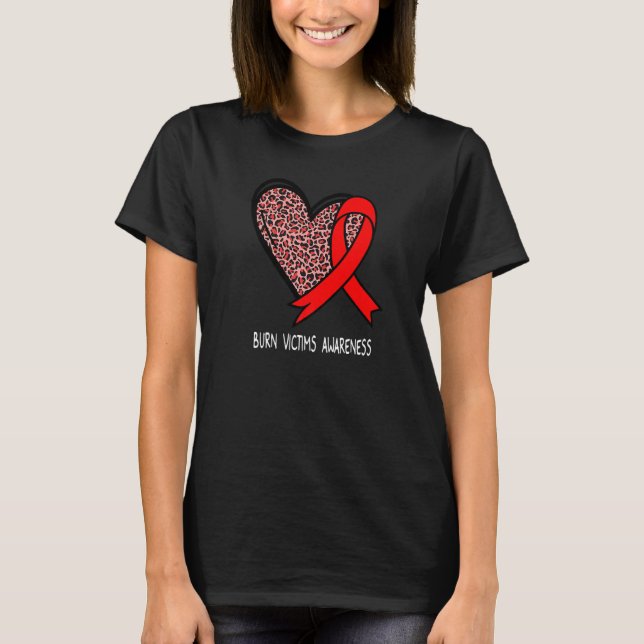 Leopard Heart Burn Victims Awareness Red Ribbon T Shirt (Framsida)