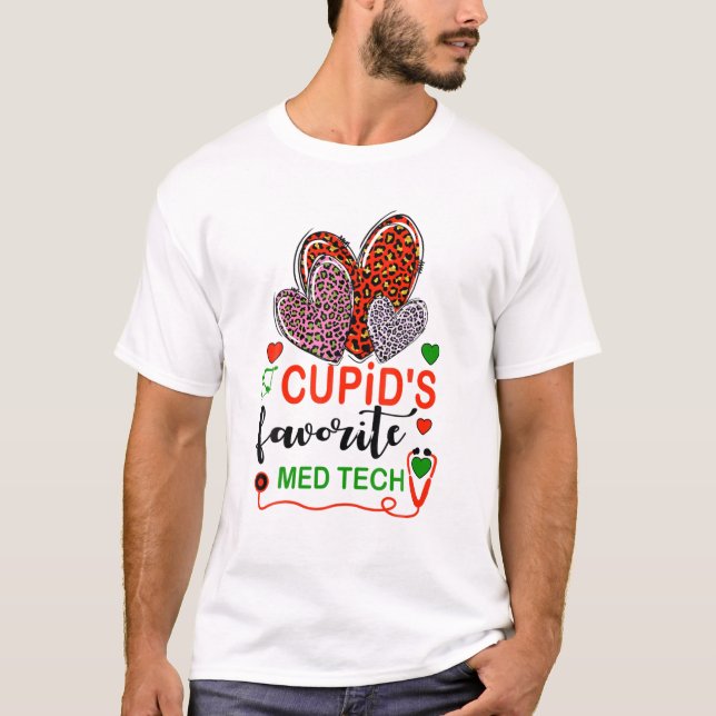 Leopard Heart Cupid's Favorite Med Tech Valentines T Shirt (Framsida)