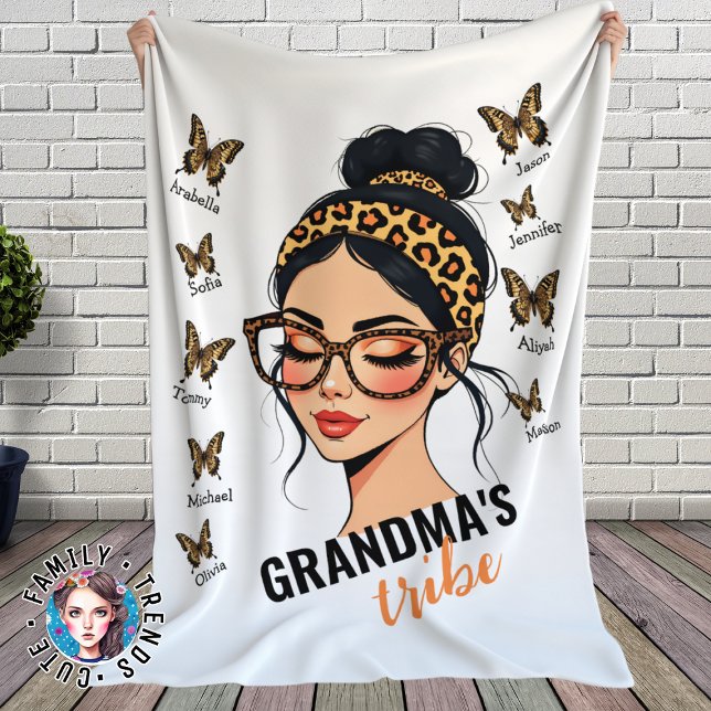 Leopard Messy Bun och Butterflies egna namn Fleecefilt (Skapare uppladdad)