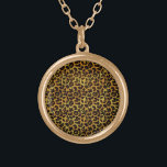 Leopard Päls Print Animal Mönster Guldpläterat Halsband<br><div class="desc">Trendigets halsband har en splotad leopardavtryckning mönster med svarta djurfläckar på orange-gult-guld päls. Ta ut vild katt med coolans kattdjur. Det är perfekten djärv,  originell sökning efter djur älskare. Sök efter matchande artiklar i vår butik.</div>