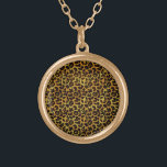 Leopard Päls Print Animal Mönster Guldpläterat Halsband<br><div class="desc">Trendigets halsband har en splotad leopardavtryckning mönster med svarta djurfläckar på orange-gult-guld päls. Ta ut vild katt med coolans kattdjur. Det är perfekten djärv,  originell sökning efter djur älskare. Sök efter matchande artiklar i vår butik.</div>