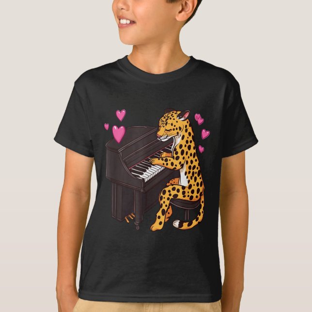 Leopard Playing Ano Valentines Day Funny Leopard  T Shirt (Framsida)