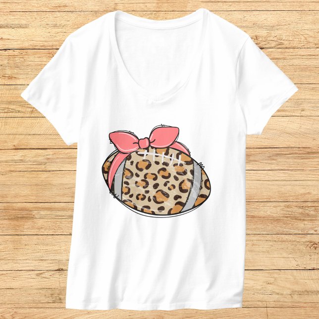 Leopard Print Football with Rosa Bow Illustration T Shirt (Skapare uppladdad)